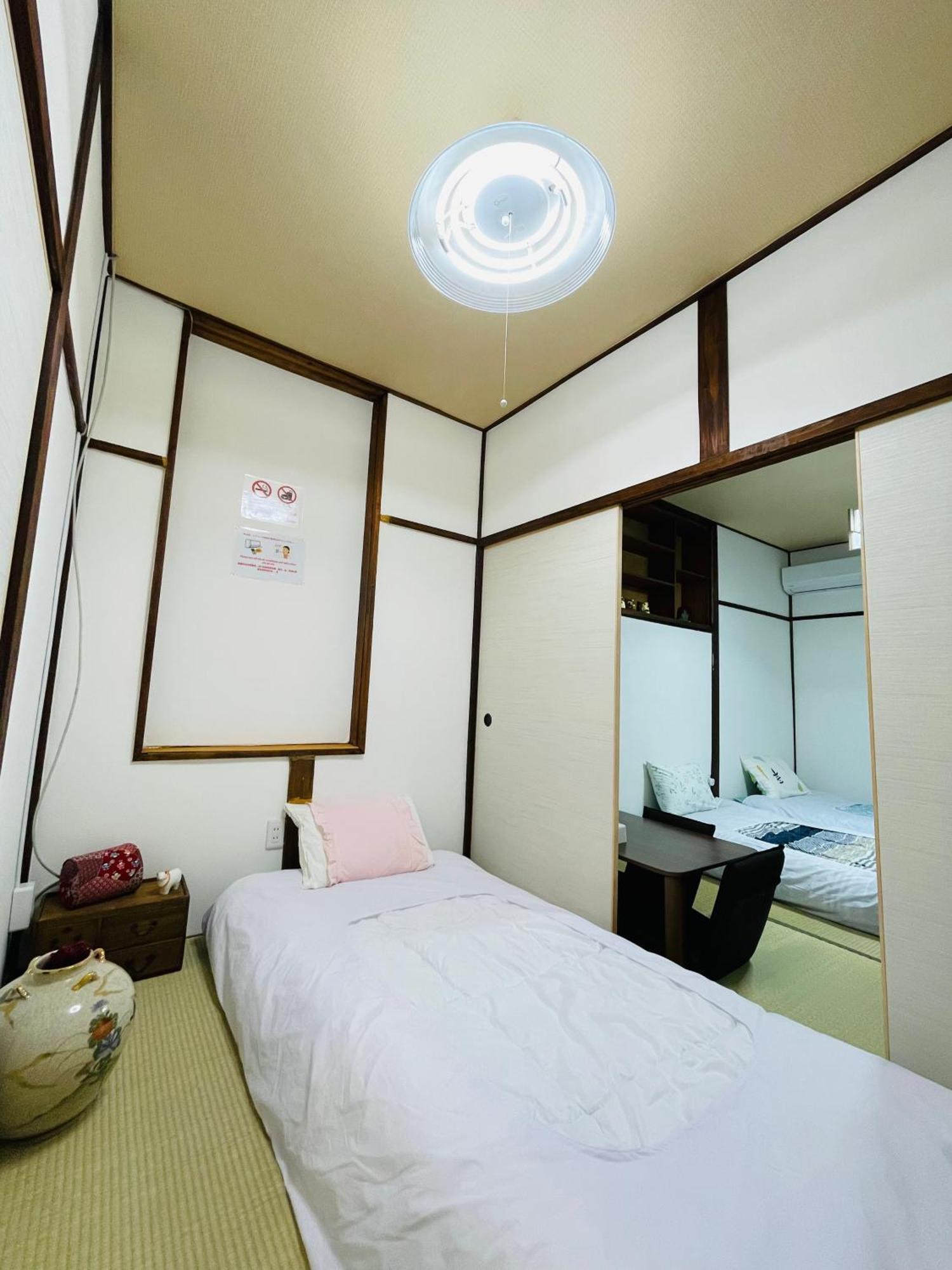 難波心斎橋10Minutes民宿2号室 Osaka Luaran gambar